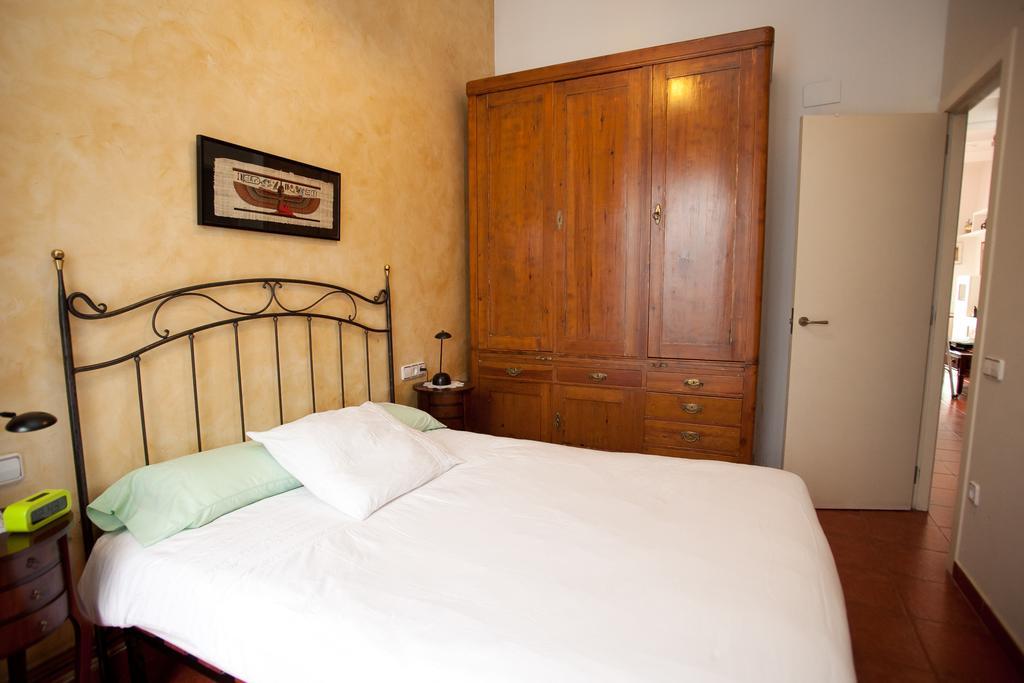 Holiday Home La Casa Azul Барселона Екстериор снимка